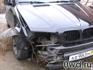 Битый автомобиль BMW X5